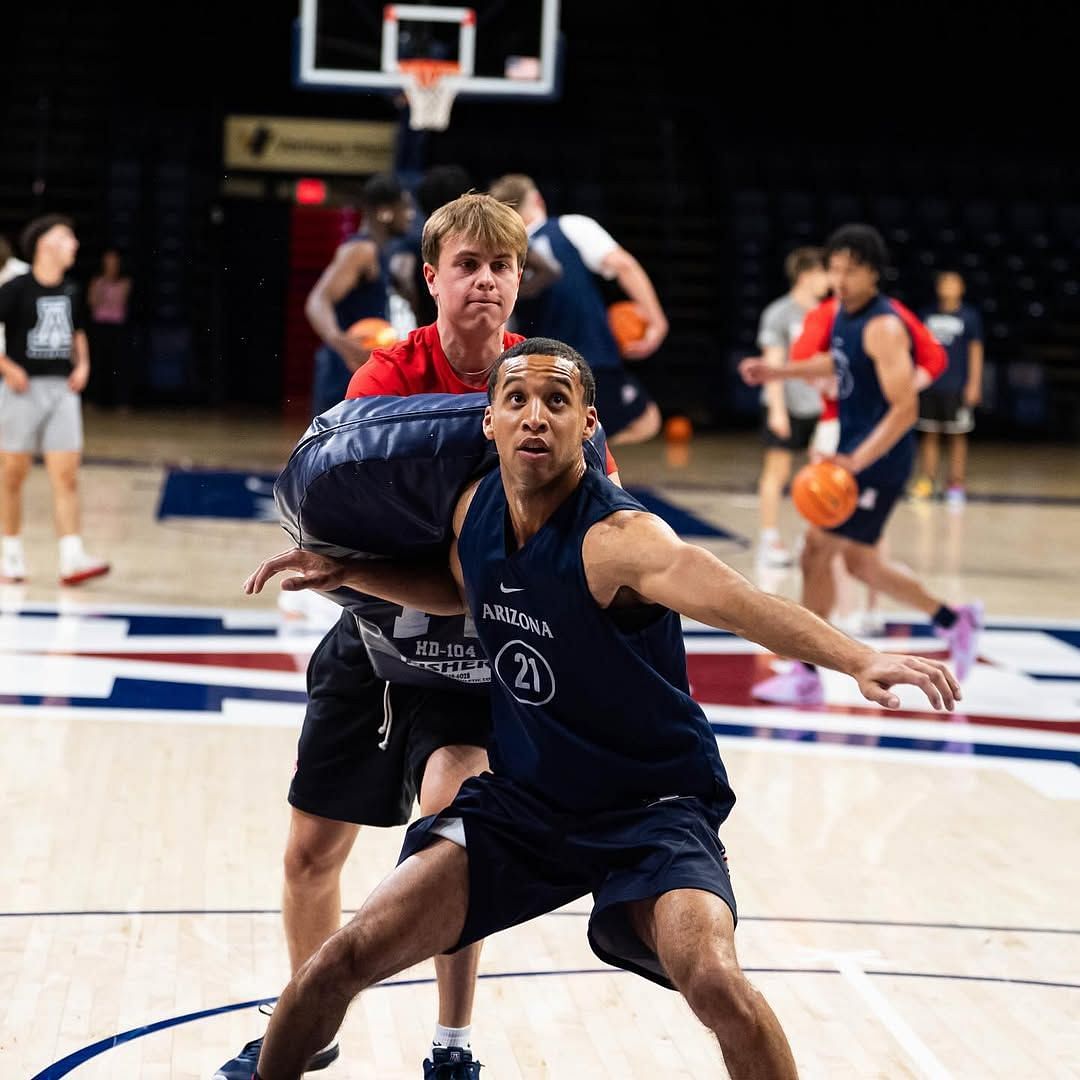 Evan Nelson training with Arizona (Image via Instagram @arizonambb)